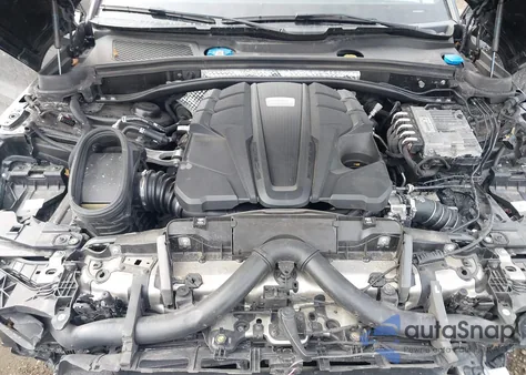 2021 Porsche Macan S from USA, damaged, VIN WP1AB2A51MLB37343